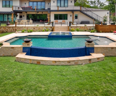 Natural negative edge pool